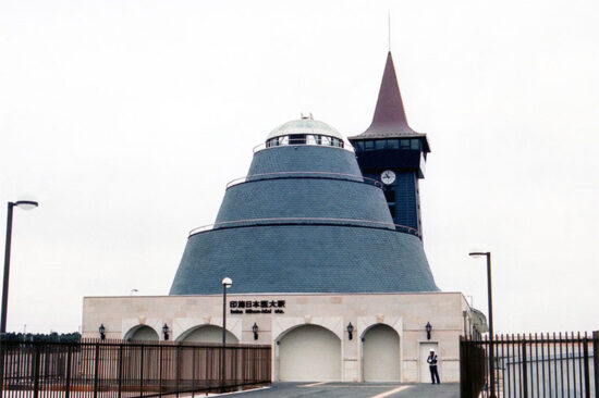開業直前の印旛日本医大駅（2000年）