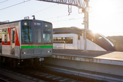 平日にも設定されるようになった東松戸待避のAE形回送列車