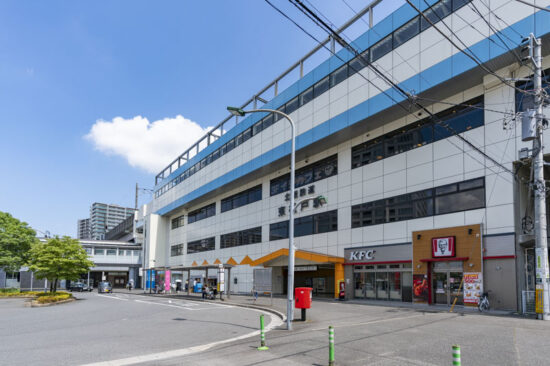 JR武蔵野線を跨ぐ東松戸駅の軌道階は高さ17mを誇る