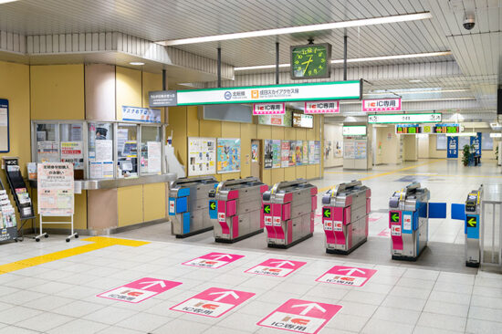 IC改札通路が3通路になった東松戸駅