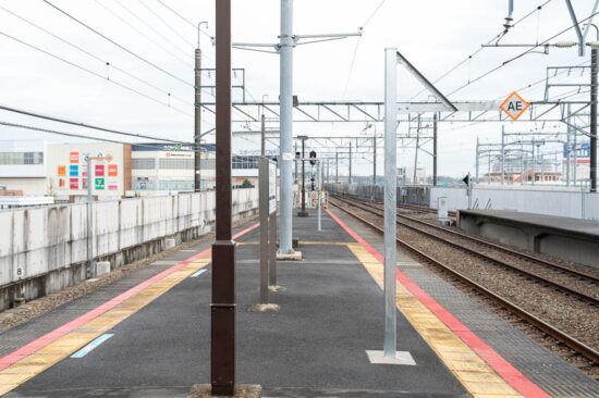 10両運転に対応した有効長で整備されている新鎌ヶ谷駅下りホーム
