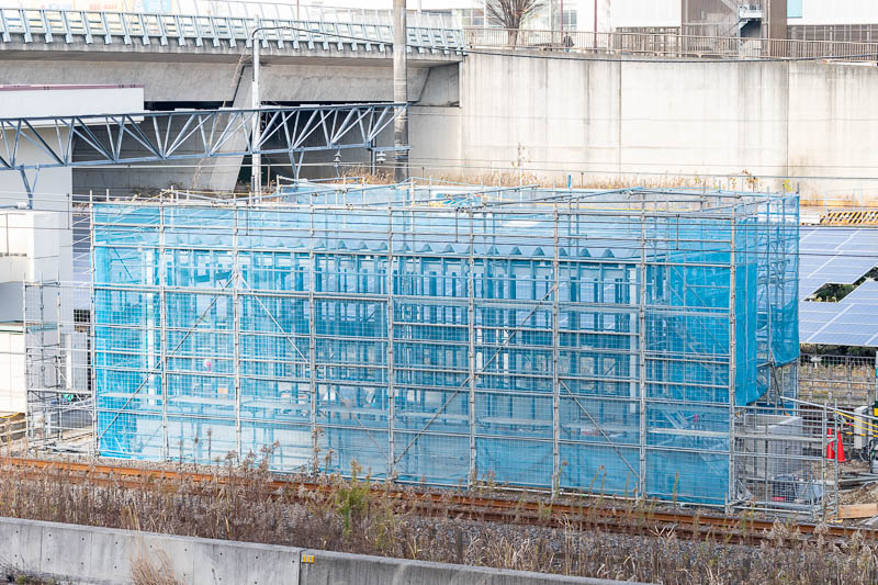 土木基礎工事に続き2022年12月からは建屋の建築工事が始まった(2022.12.28)