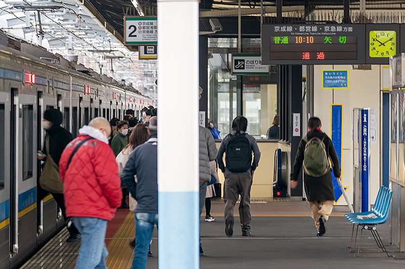 武蔵野線・京葉線沿線へのアクセス向上という目論見の通り東松戸までの利用が目立つ（2023.11.26：東松戸）