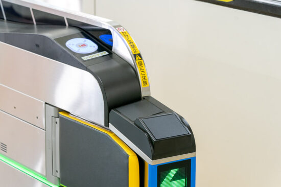 新型自動改札機に準備されているQR乗車券用リーダー（2025.11.28）