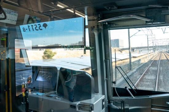 C-ATS表示で千葉ニュータウン中央駅に進入する下り列車（2026.02.14）